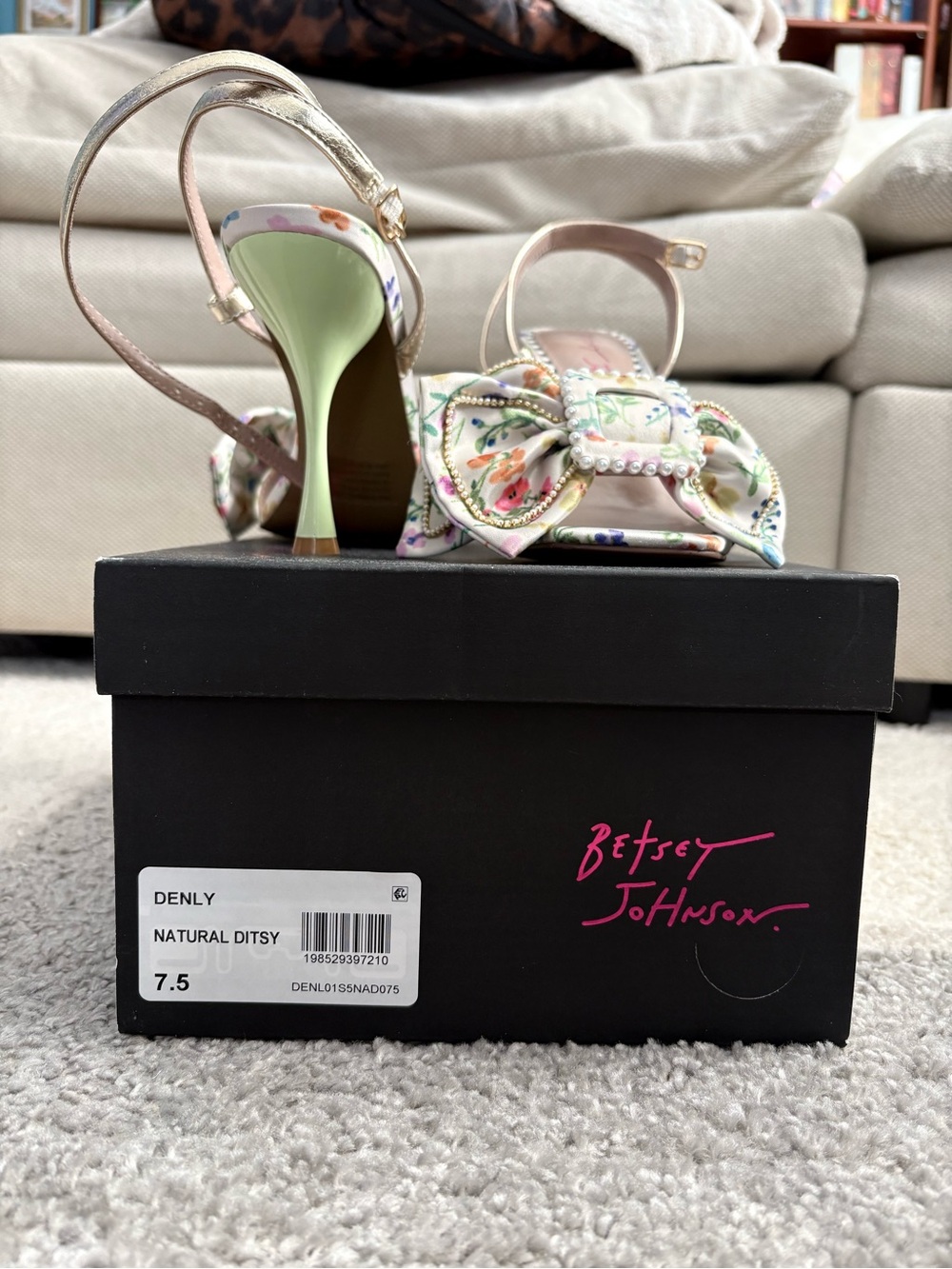 Betsey Johnson Floral Bow Heels with Pale Green Heel